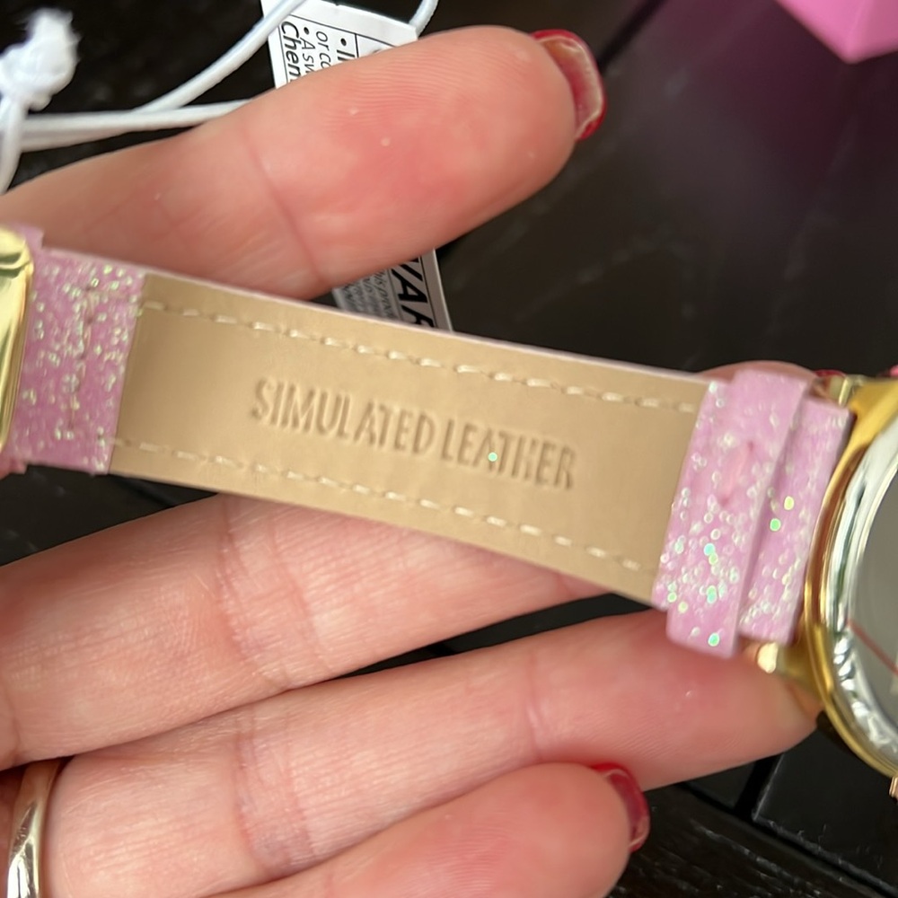 Hello Kitty Watch - Picture 10 of 10